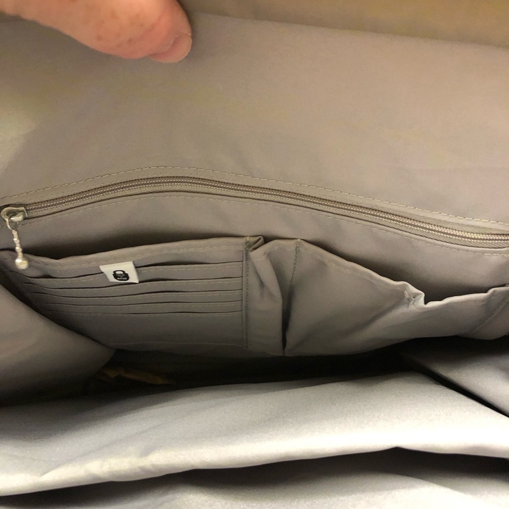 Baggallini Soho Backpack - Picture 9 of 14